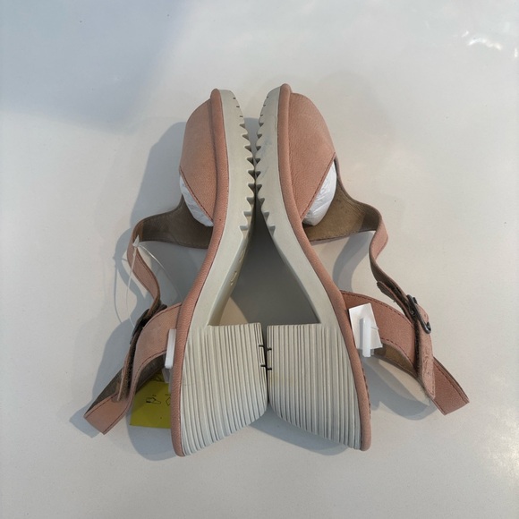FLY LONDON CUPIDO PEEP, TOE SANDAL
NEW main image 6